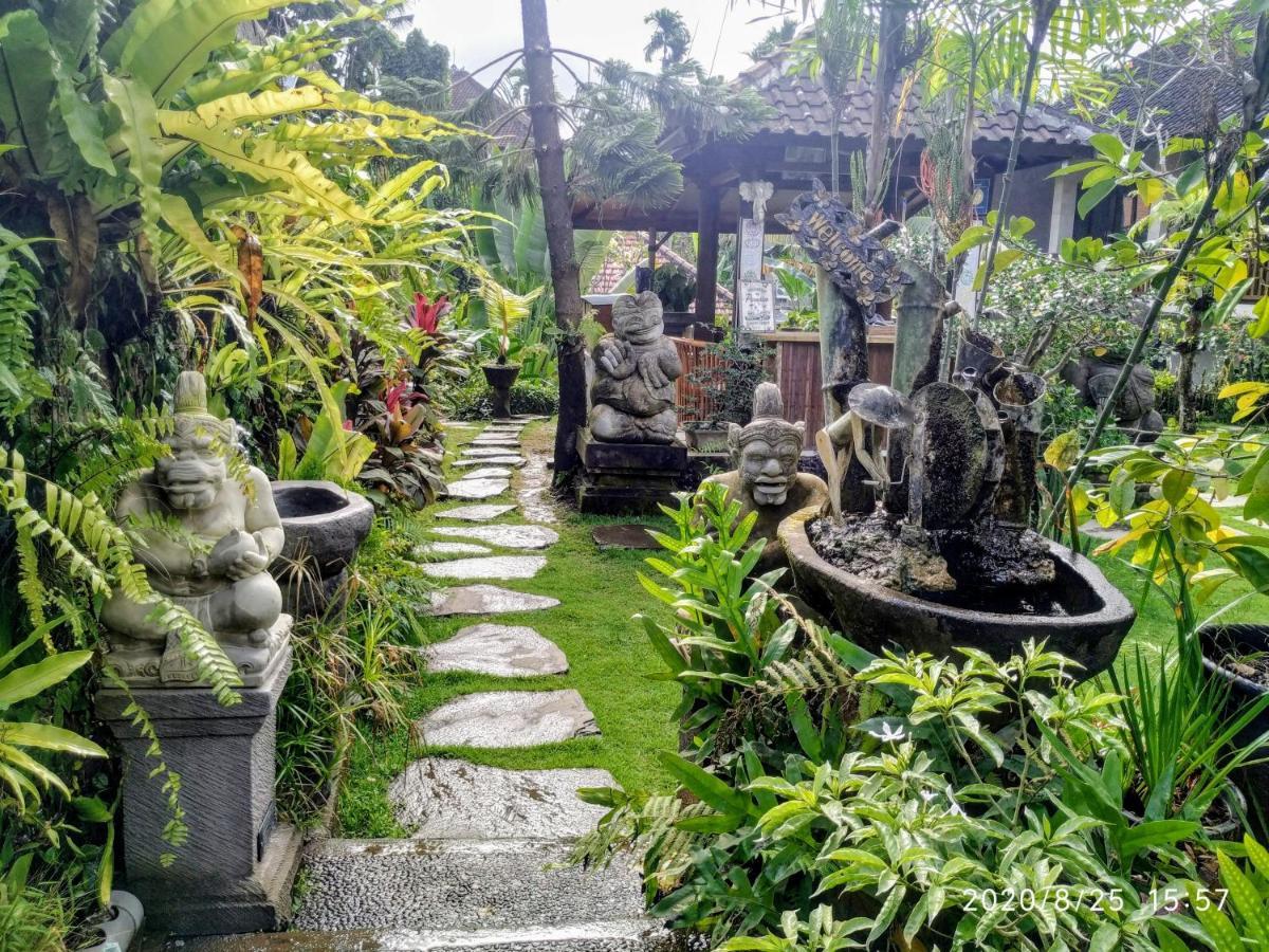 Putu's Paradise Gasthof 2*